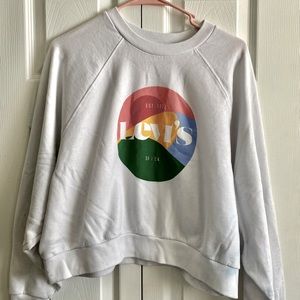Levi’s crewneck